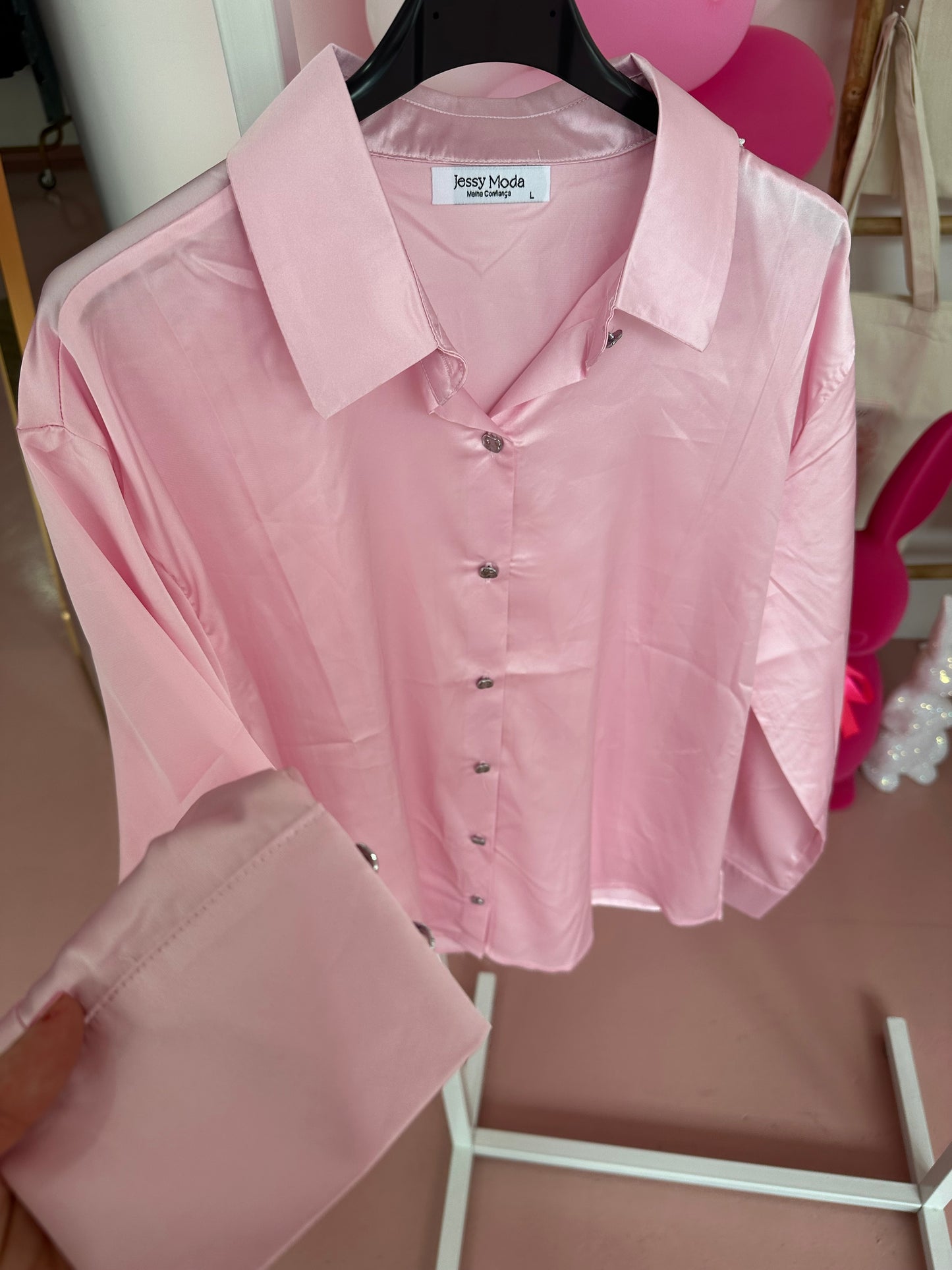 Camisa acetinada