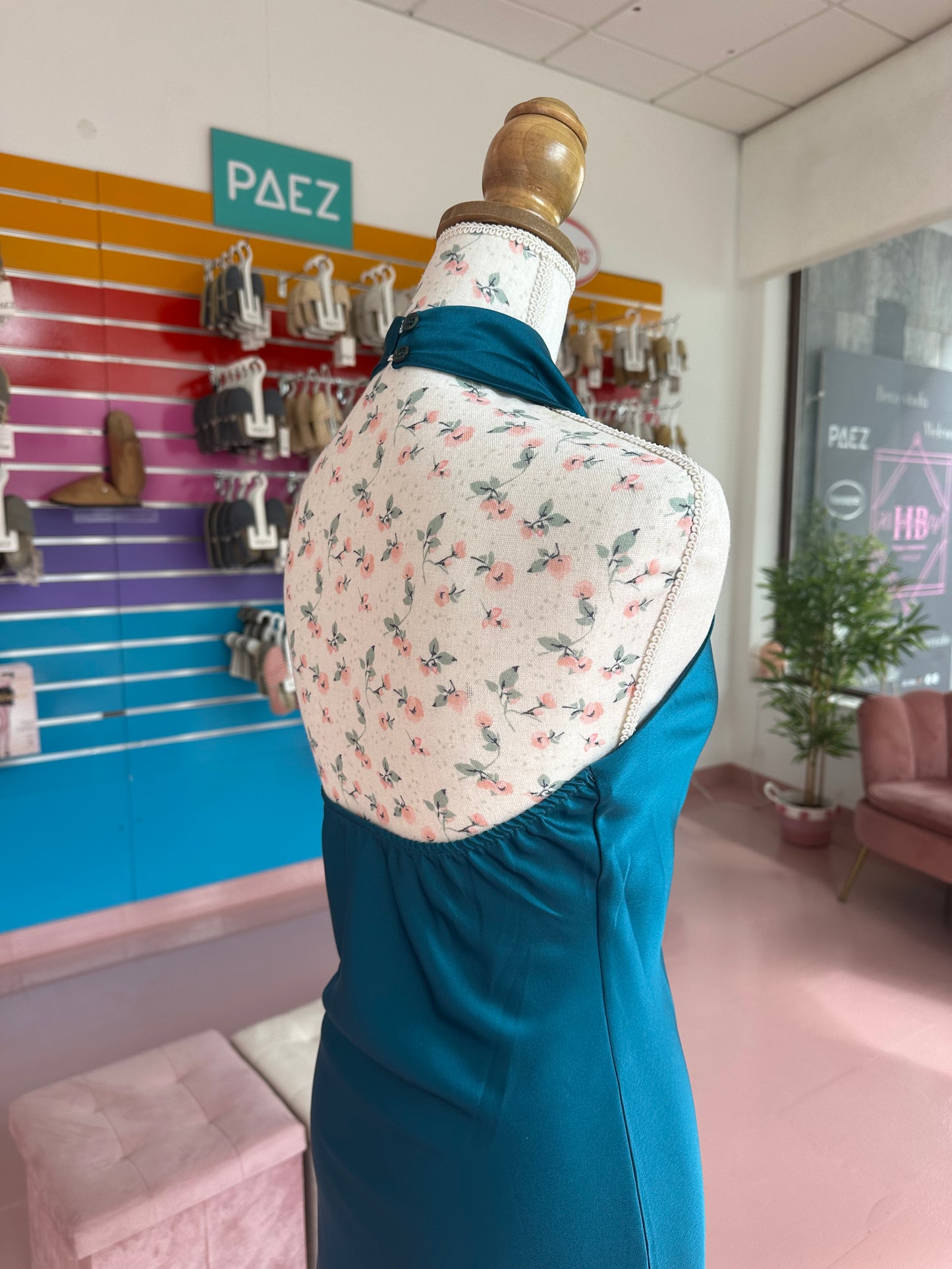 Vestido acetinado