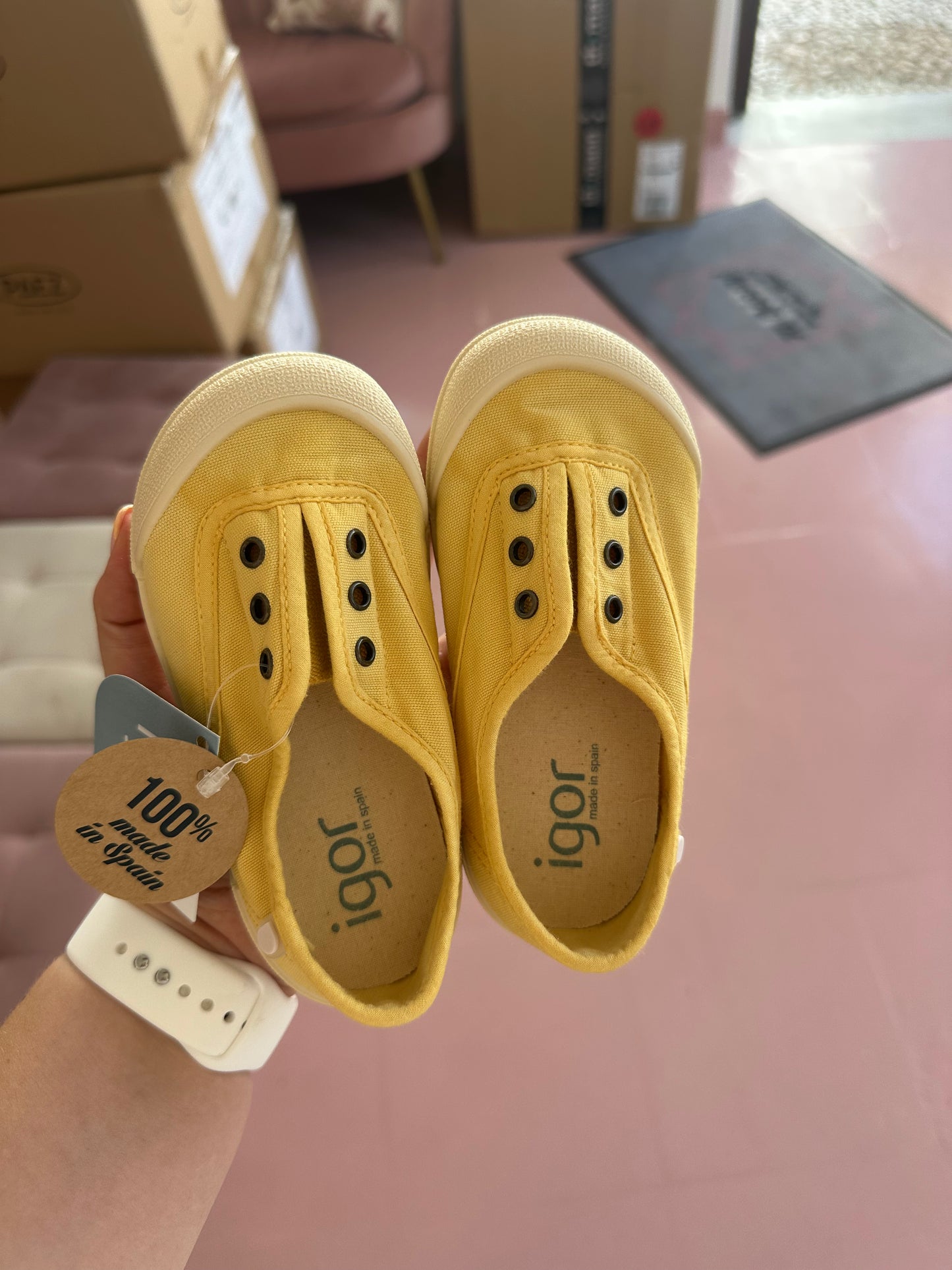 Igor Lona Amarelo