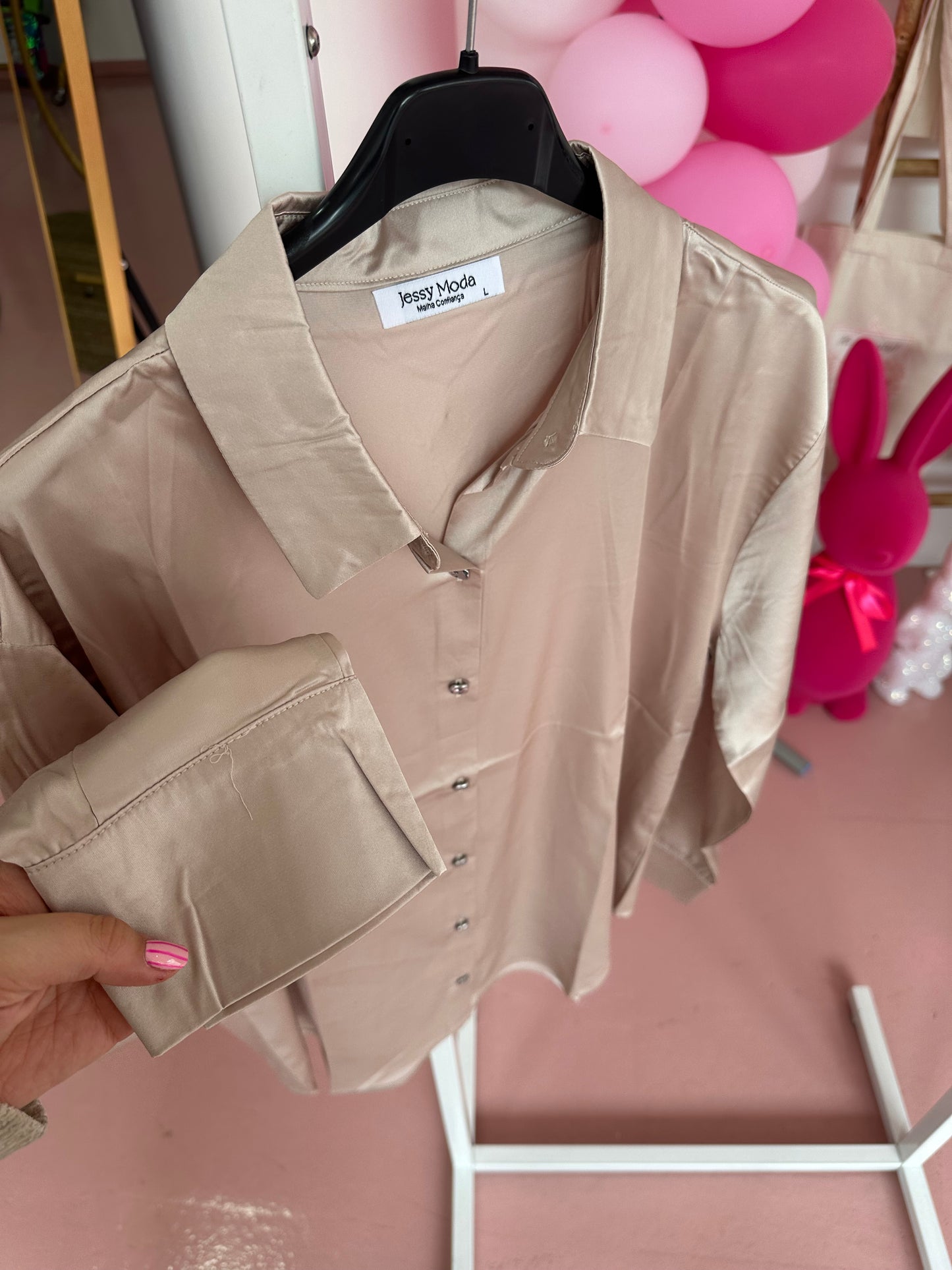 Camisa acetinada